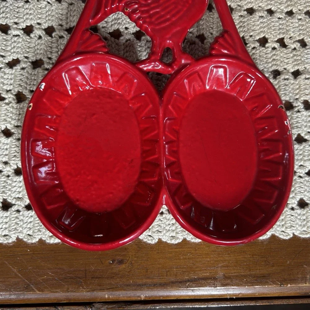 ODI Double Spoon Rest Cast Iron Enamel RED Rooster Country Farmhouse Retro